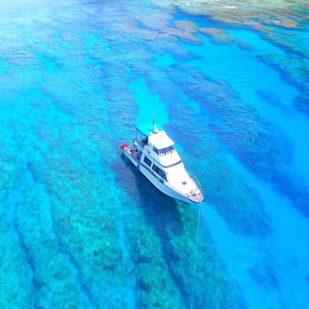 Villa Capri Miyakojima Экстерьер фото